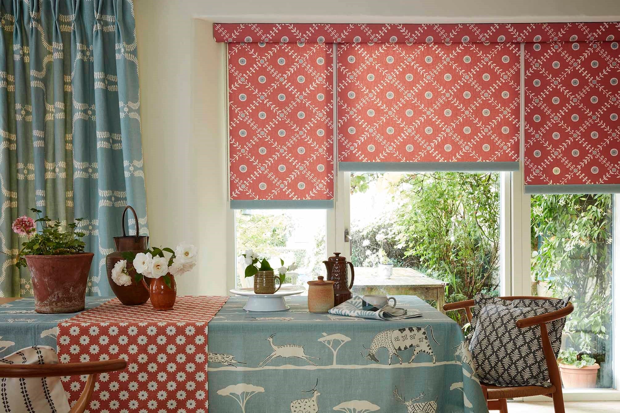 <p>How to measure up for roller blinds</p>