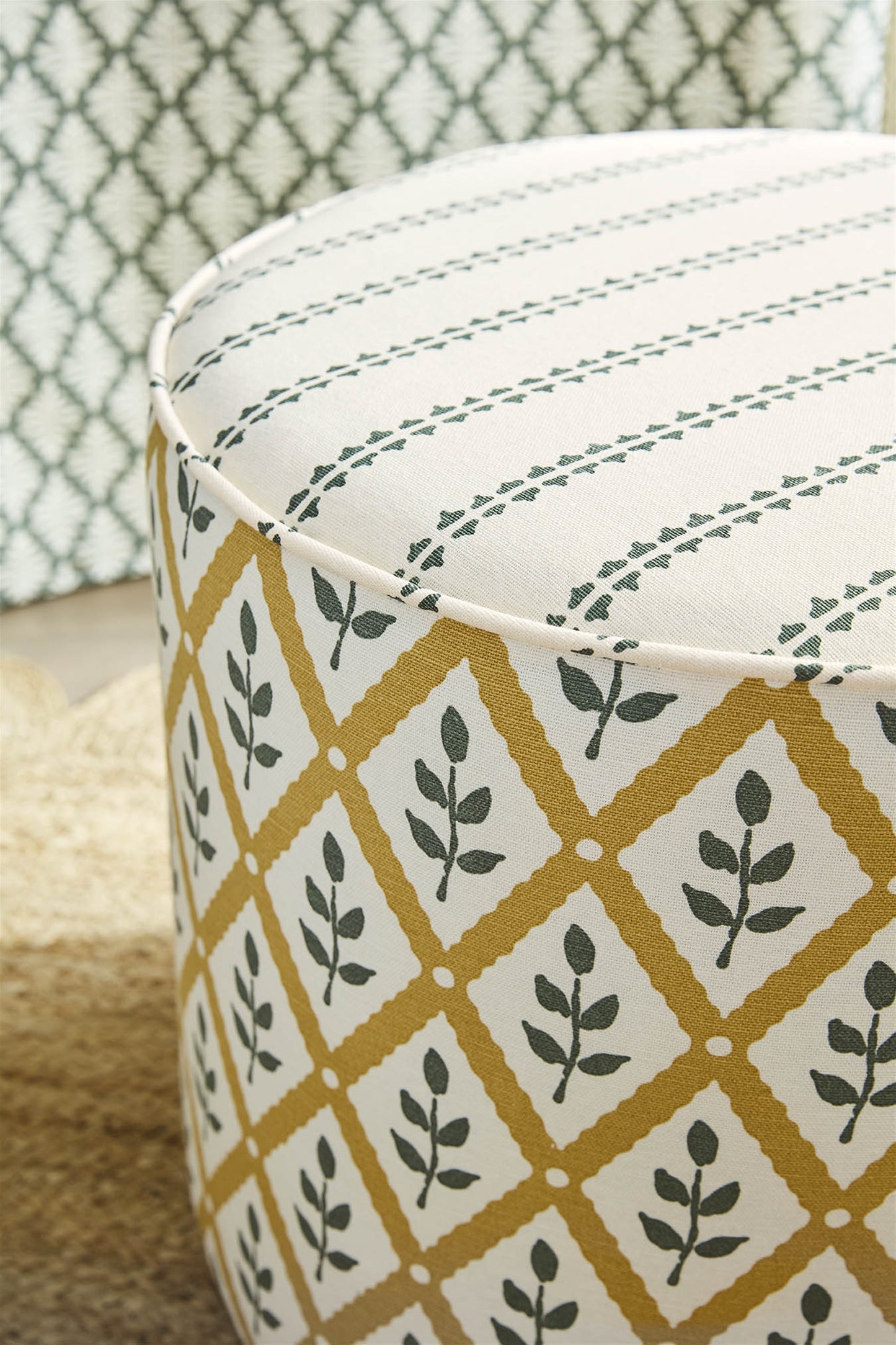 Simple Ticking Detail - Lichen