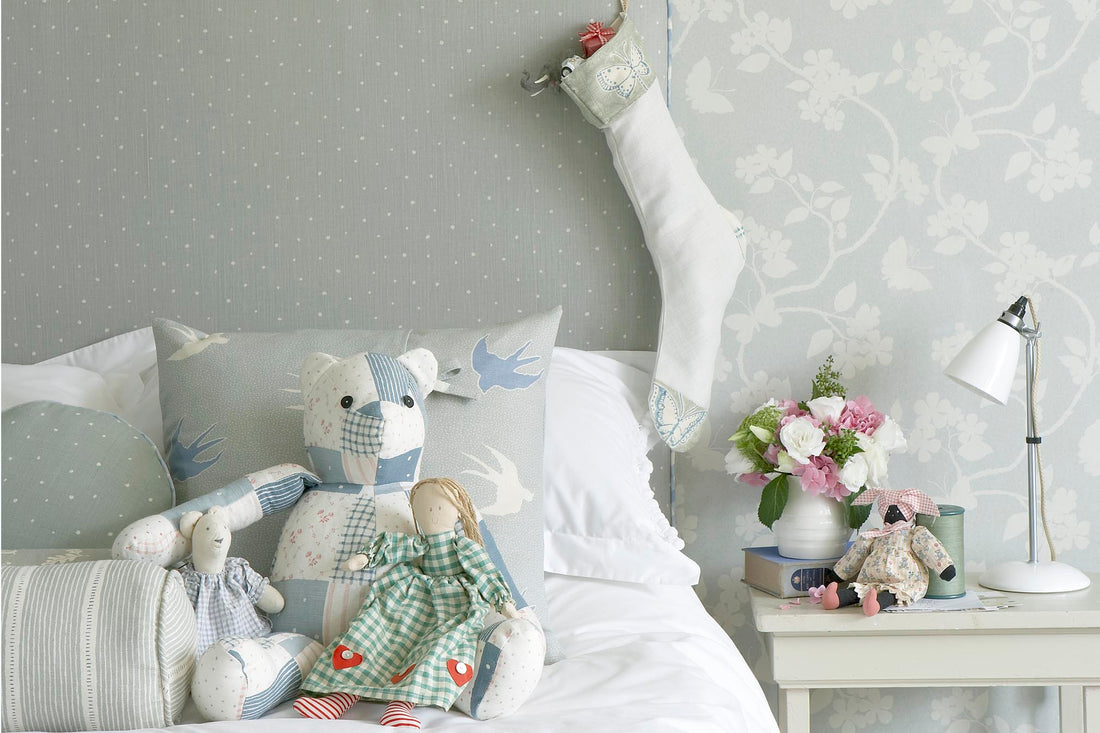 Christmas decorations in a bedroom