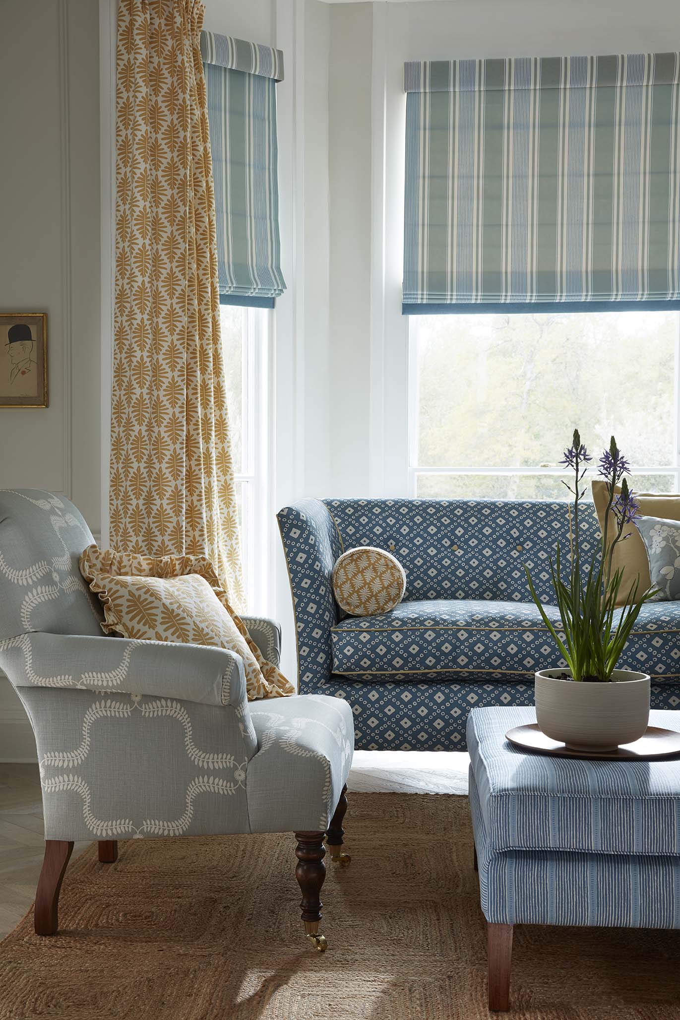<p>Made to Measure Roman Blinds</p>