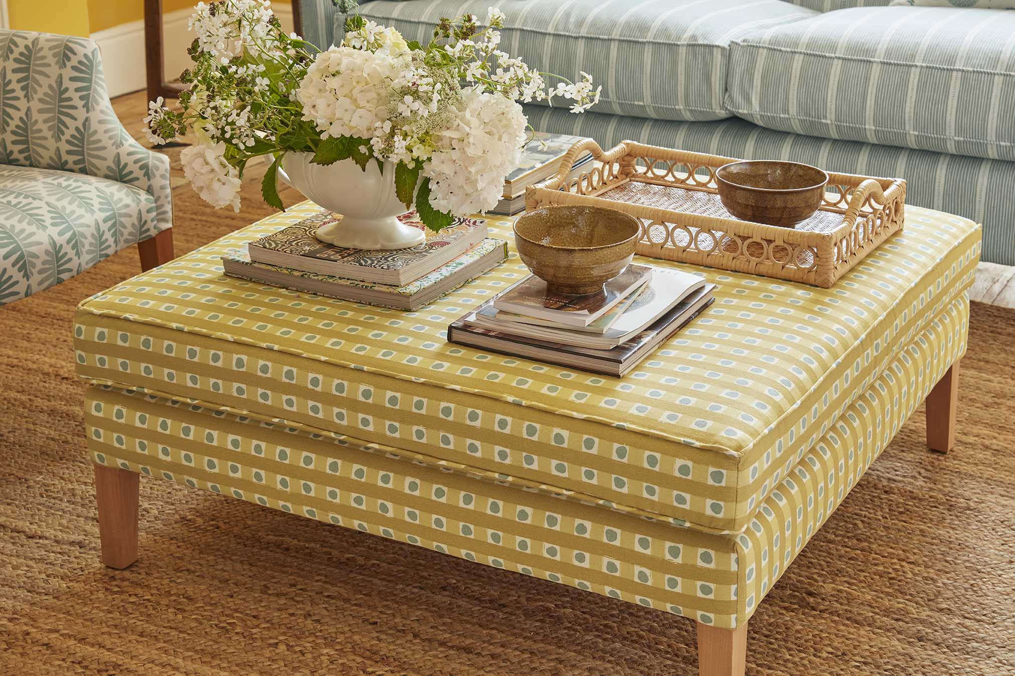 <p>Made to Measure <em><strong>Footstools & Pouffes</strong></em></p>