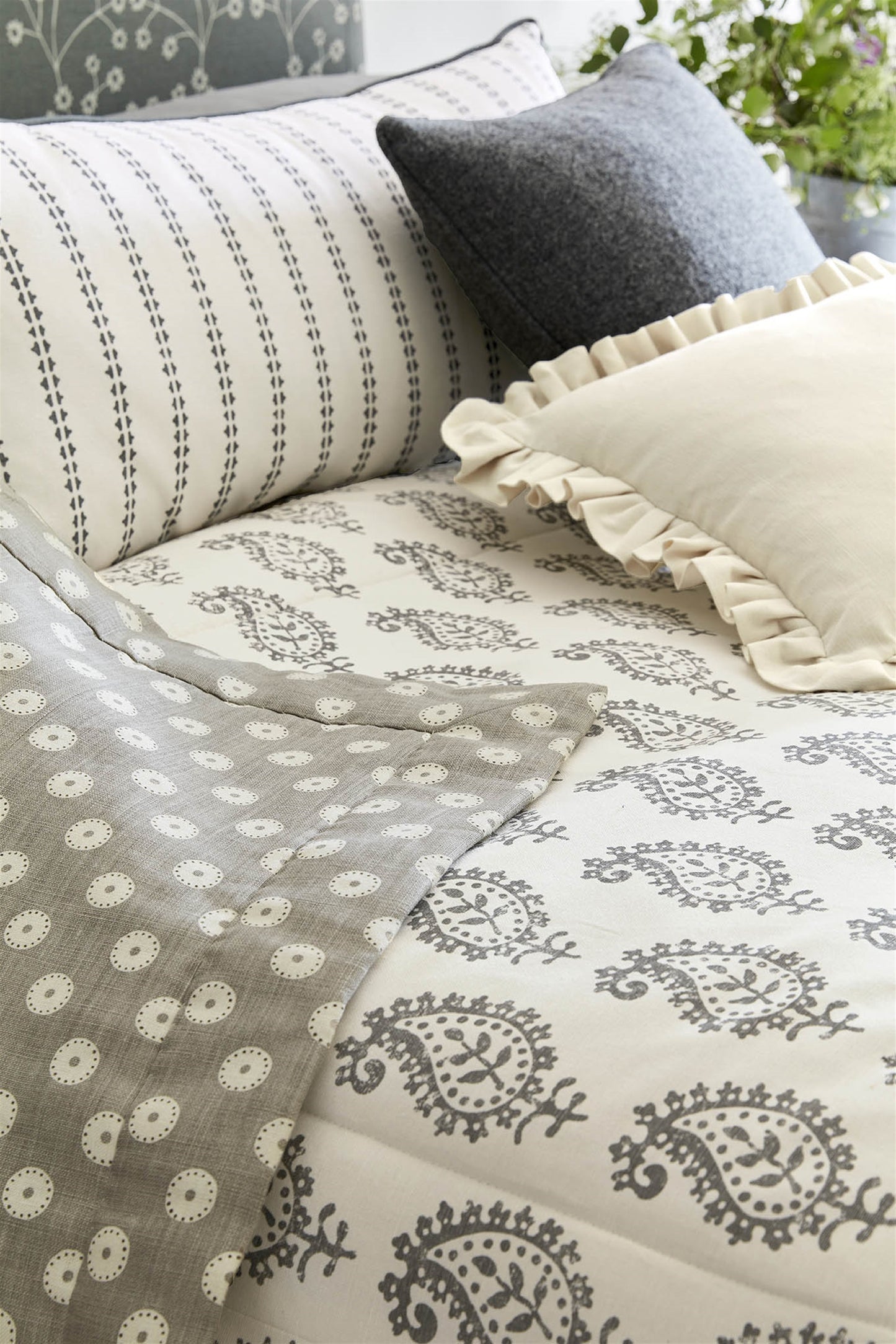 Plain Linen - Cream