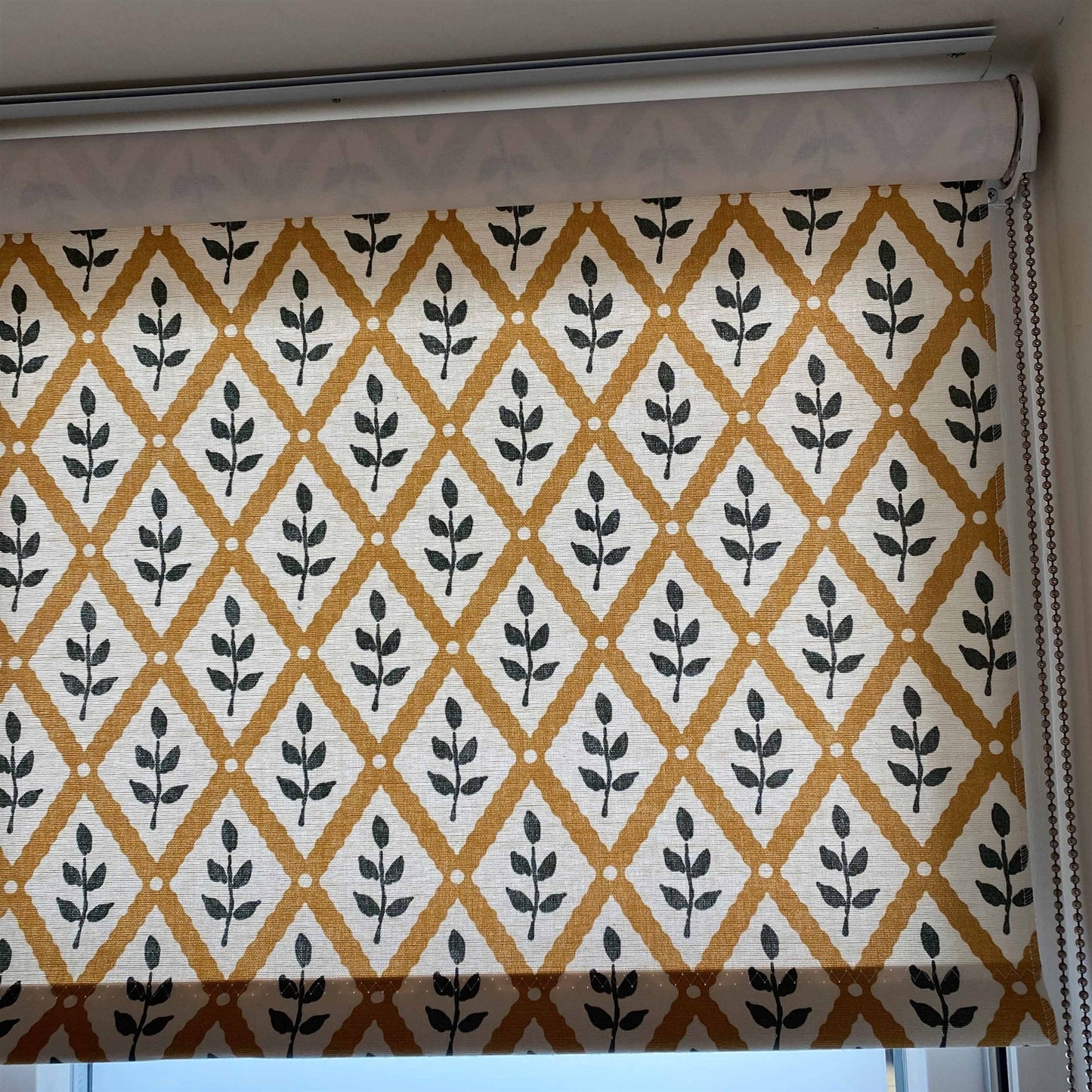 Roller Blind - Lattice Leaf (W: 91cm x D: 114cm) - Was £347 NOW £280
